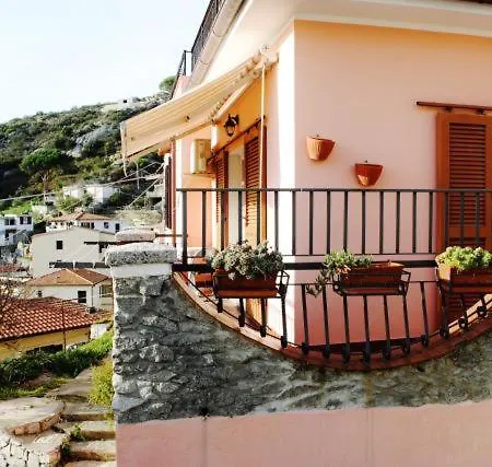 Mare Apartment Seccheto
